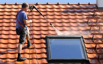 roof cleaning Bush Green